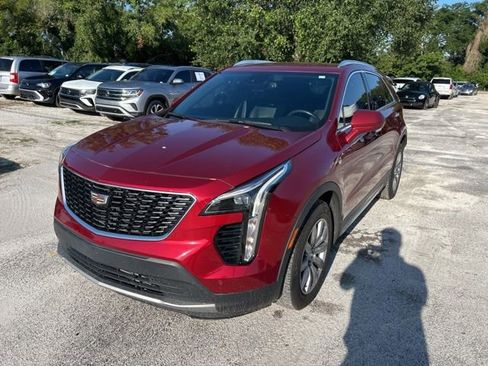 Used 2020 Cadillac XT4 Premium Luxury w/ Driver Awareness Package FWD image 2