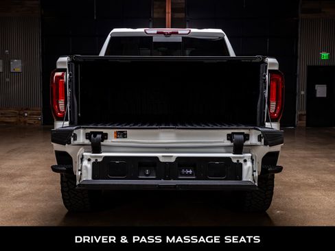 Used 2024 GMC Sierra 1500 Denali Ultimate image 9