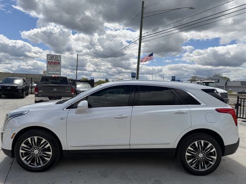 Used 2017 Cadillac XT5 Premium Luxury AWD/4WD image 5
