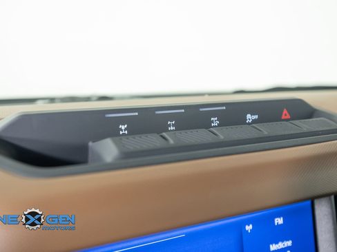 Used 2024 Ford Bronco Outer Banks AWD/4WD image 22
