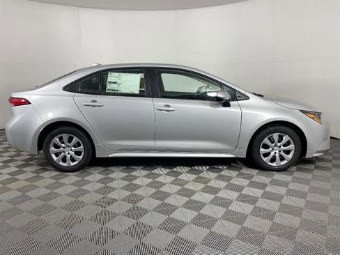 New 2026 Toyota Corolla LE FWD image 2