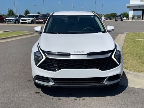 Certified 2023 Kia Sportage EX FWD image 2