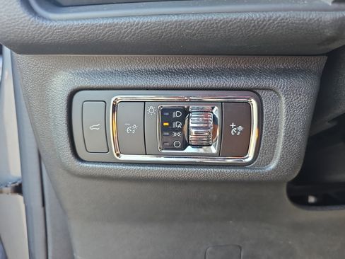 Certified 2022 Lincoln Corsair AWD w/ Premium Package image 26