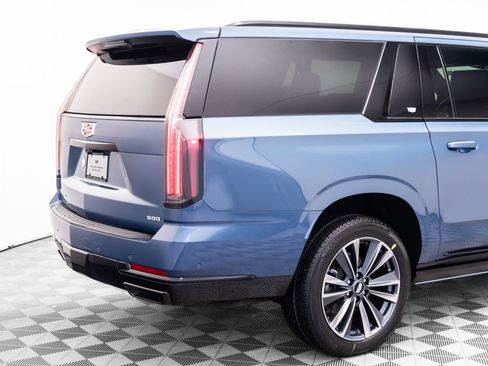 New 2026 Cadillac Escalade ESV Sport w/ Touring Package AWD/4WD image 40