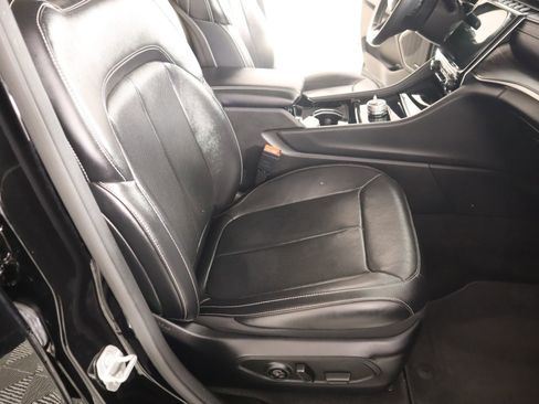 Used 2021 Jeep Grand Cherokee L Limited w/ Luxury Tech Group II image 15