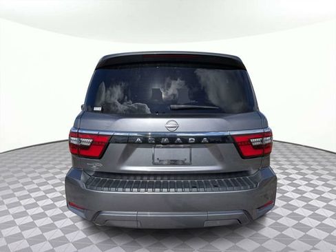 Used 2022 Nissan Armada SV w/ SV Appearance Package RWD image 4
