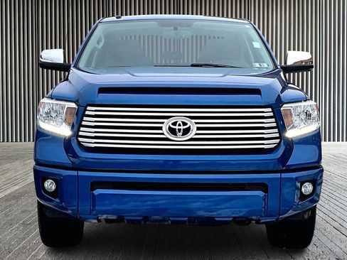 Used 2017 Toyota Tundra Platinum image 3