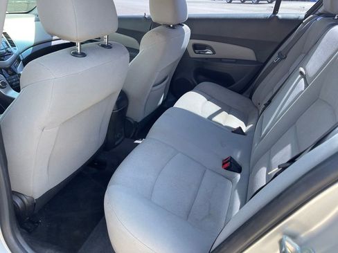 Used 2014 Chevrolet Cruze LT FWD image 6