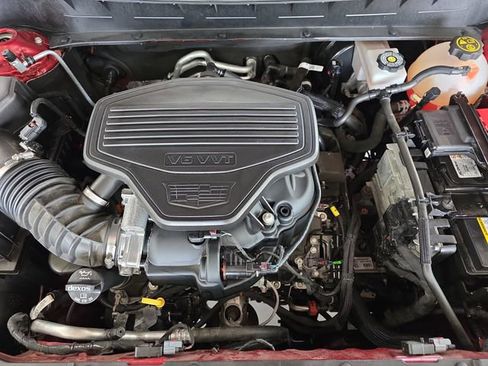 Certified 2023 Cadillac XT6 Premium Luxury w/ LPO, Floor Liner Package AWD/4WD image 34