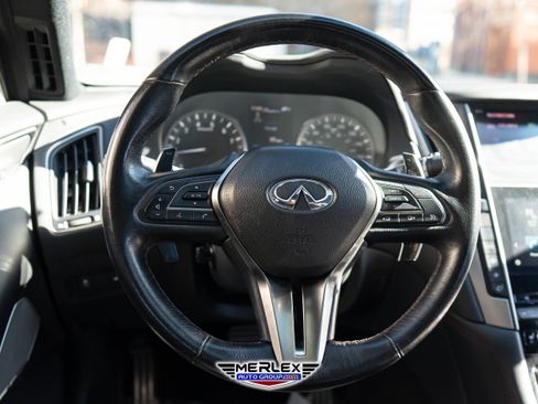 Used 2018 INFINITI Q50 Red Sport 400 w/ Sensory Package (Sport) image 23