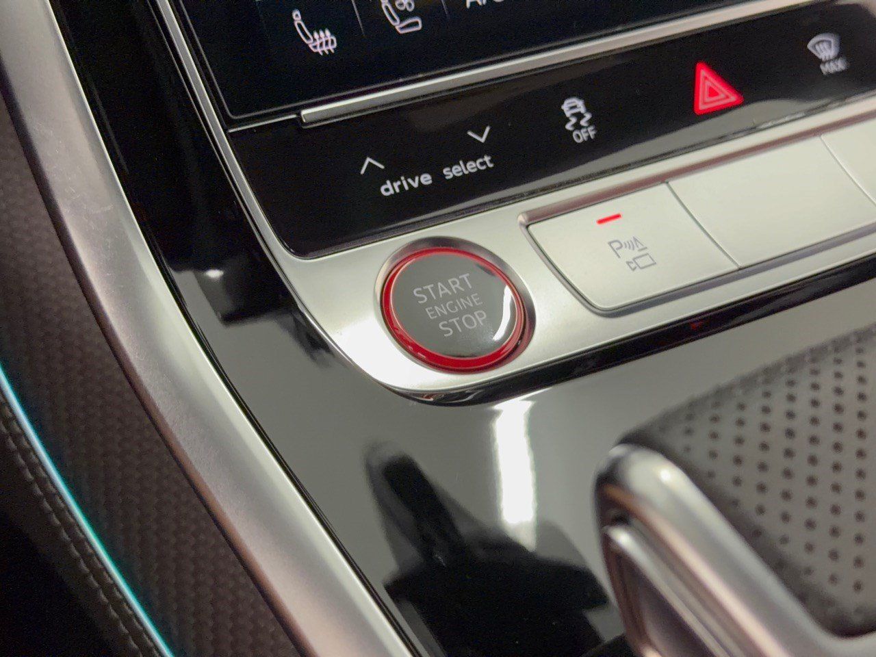 Used 2026 Audi SQ8 Premium Plus AWD/4WD image 20