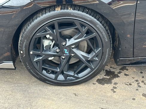 New 2025 Hyundai Elantra N Line image 11