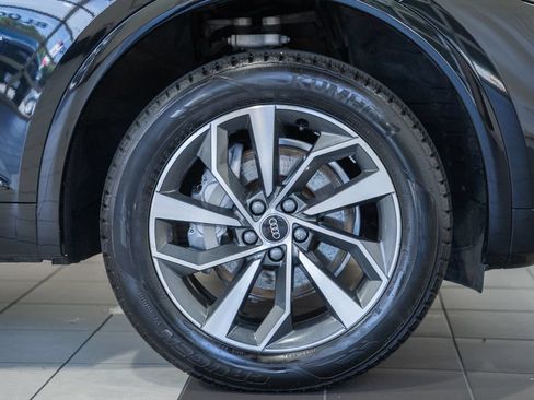 Used 2023 Audi Q5 2.0T Premium Plus w/ Premium Plus Package AWD/4WD image 18