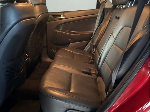 Used 2021 Hyundai Tucson Limited AWD/4WD image 10