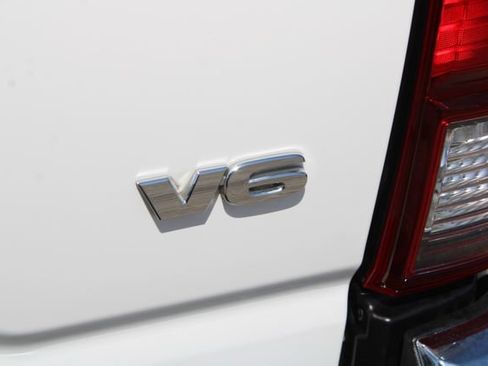 Used 2023 Toyota Tacoma SR5 RWD image 10