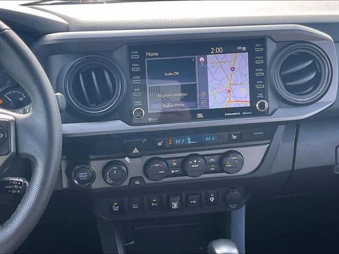 Used 2020 Toyota Tacoma TRD Off-Road w/ TRD Premium Off Road Package image 9