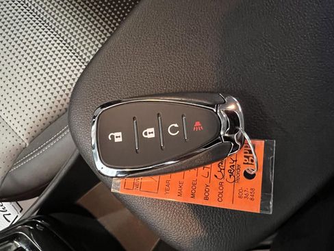 Used 2026 Chevrolet Trax LT w/ Driver Confidence Package FWD image 30