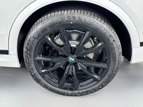 New 2026 BMW X7 xDrive40i w/ Executive Package image 23