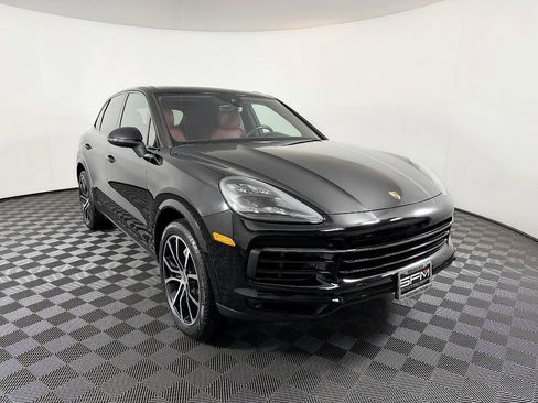 Used 2020 Porsche Cayenne image 5