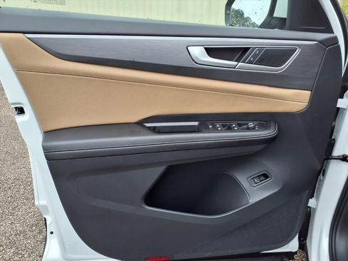 New 2026 Volkswagen Atlas Cross Sport SE image 7