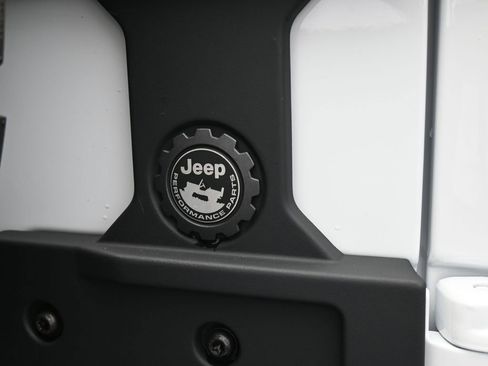 Used 2025 Jeep Wrangler Rubicon w/ Xtreme 35 Tire Package AWD/4WD image 30