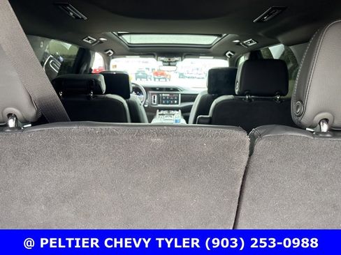 Used 2024 GMC Yukon Denali w/ Advanced Technology Package image 27