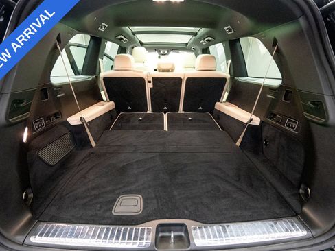 Used 2023 Mercedes-Benz GLS 450 4MATIC image 41