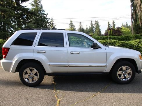 Used 2006 Jeep Grand Cherokee Limited AWD/4WD image 13