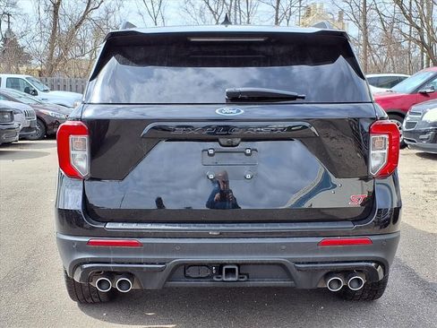 Used 2023 Ford Explorer ST w/ Equipment Group 401A image 4
