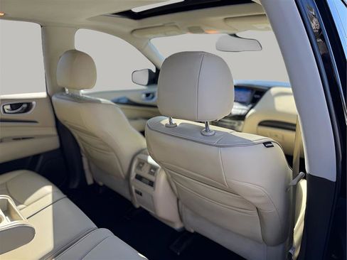 Used 2019 INFINITI QX60 Luxe w/ Essential Package image 43