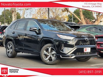 New 2025 Toyota RAV4 SE