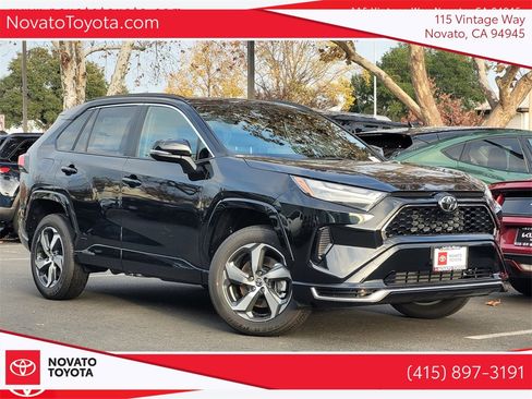 New 2025 Toyota RAV4 SE image 1