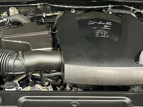 Used 2023 Toyota Tacoma SR5 AWD/4WD image 80