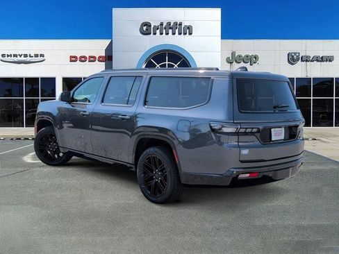 New 2026 Jeep Grand Wagoneer L Limited AWD/4WD image 9