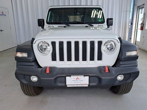 Used 2022 Jeep Wrangler Unlimited Sport AWD/4WD image 3