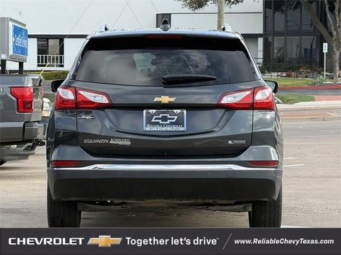 Used 2018 Chevrolet Equinox Premier image 7