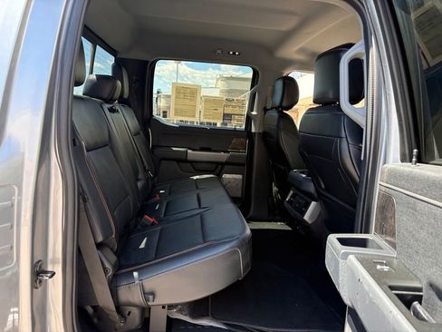 Certified 2023 Ford F450 Lariat w/ Lariat Ultimate Package AWD/4WD image 32
