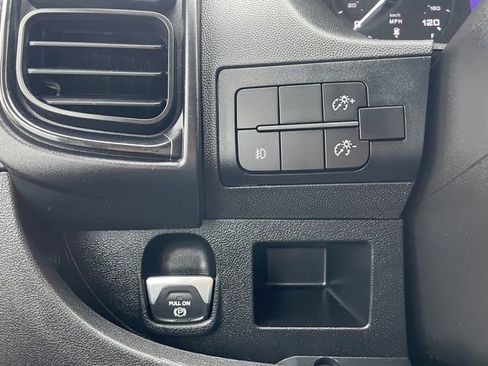 Used 2025 RAM ProMaster 2500 w/ Convenience Group FWD image 23