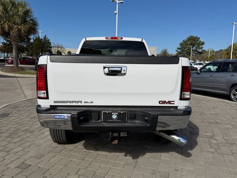 Used 2011 GMC Sierra 2500 SLE image 9