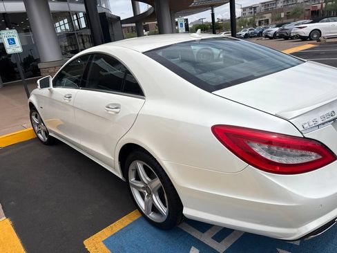 Used 2012 Mercedes-Benz CLS 550 4MATIC image 3
