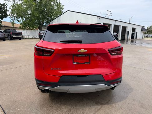 Used 2024 Chevrolet Blazer LT w/ Convenience Package FWD image 9
