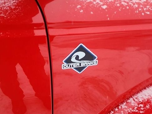 Used 2023 Ford Bronco Outer Banks image 9