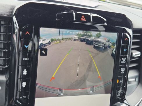 Used 2023 RAM 1500 Limited w/ Body Color Bumper Group AWD/4WD image 31