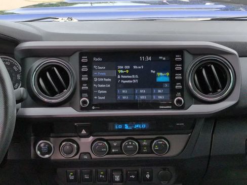 Certified 2023 Toyota Tacoma TRD Sport w/ Technology Package AWD/4WD image 17