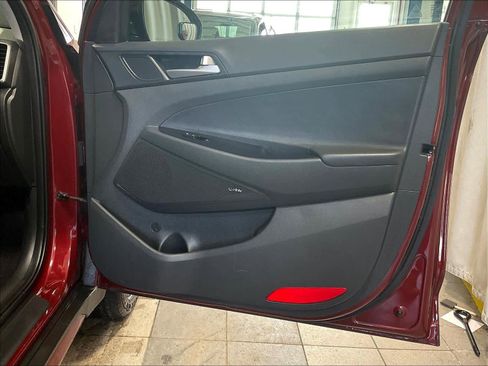 Used 2019 Hyundai Tucson Night image 12