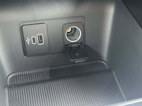 New 2026 Ford Explorer ST-Line w/ Premium Package image 7