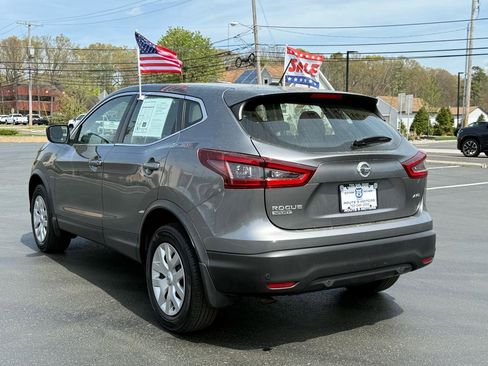 Used 2020 Nissan Rogue Sport S image 7