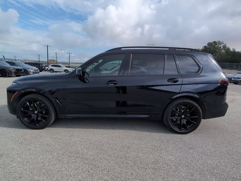 Certified 2026 BMW X7 xDrive40i w/ M Sport Package AWD/4WD image 6