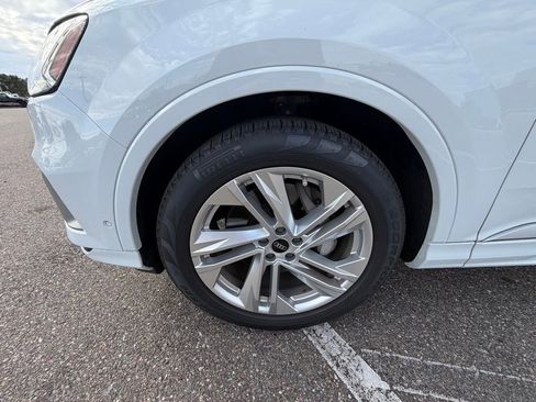 Used 2023 Audi Q7 3.0T Prestige image 3