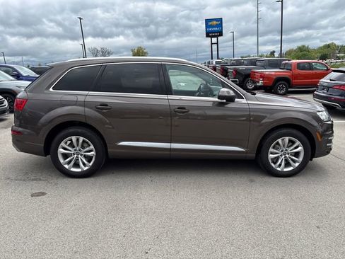 Used 2017 Audi Q7 3.0T Premium Plus AWD/4WD image 6